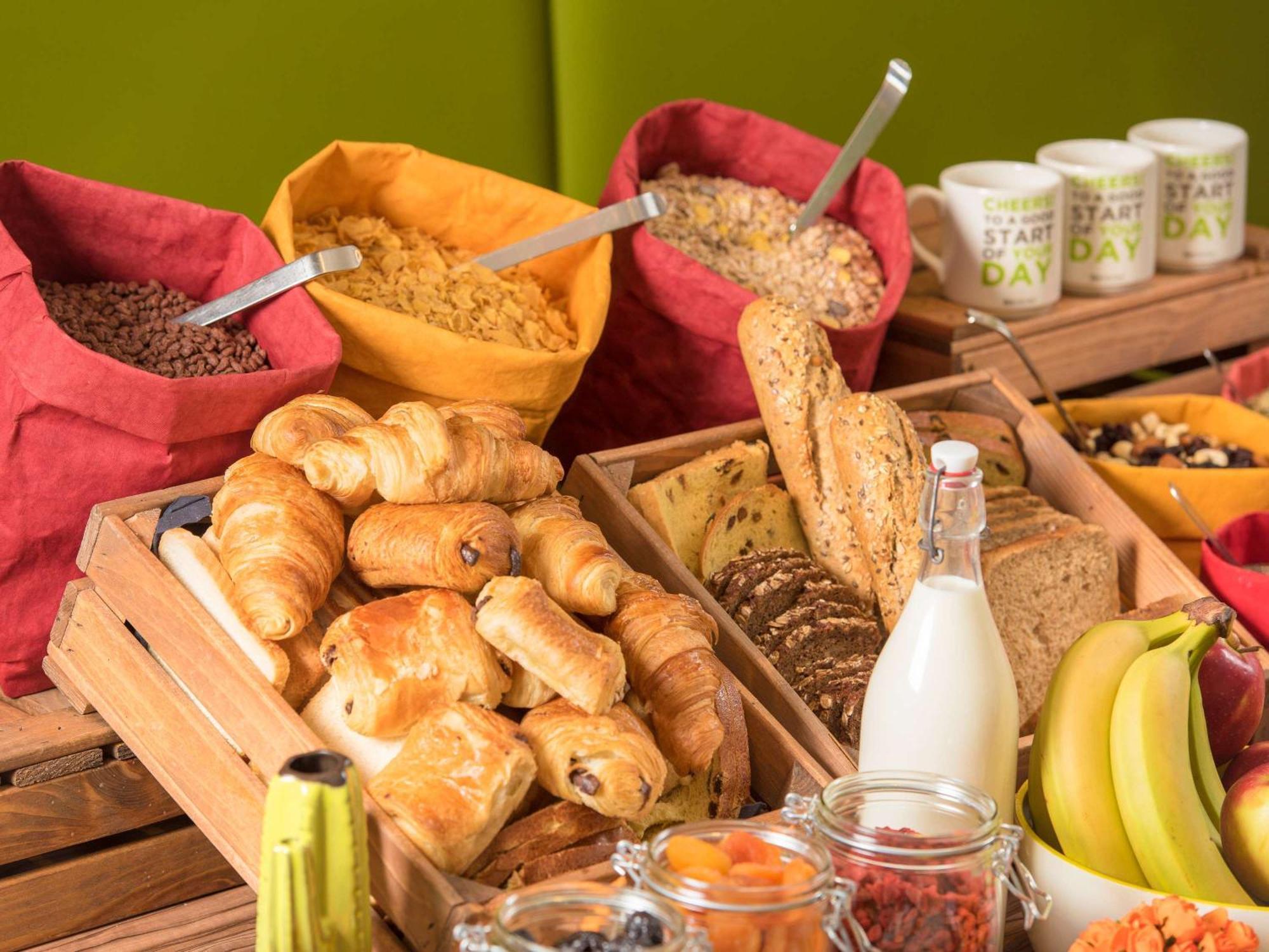 Ibis Styles Rouen Parc Expos Zenith Hotel Saint-Etienne-du-Rouvray Ngoại thất bức ảnh